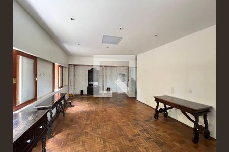 Casa à venda com 4 quartos, 726m² em Morumbi, São Paulo