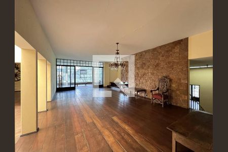 Casa à venda com 4 quartos, 726m² em Morumbi, São Paulo