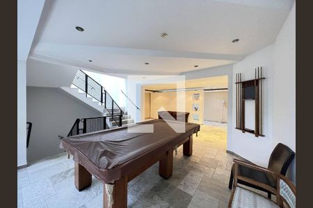 Apartamento à venda com 3 quartos, 156m² em Vila Suzana, São Paulo