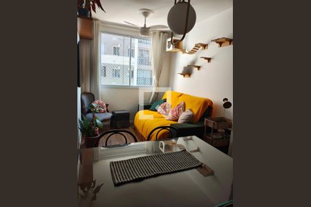 Sala de apartamento à venda com 2 quartos, 43m² em Jardim Monte Alegre, Taboão da Serra