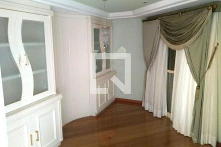 Casa à venda com 5 quartos, 1050m² em Vila Carrão, São Paulo