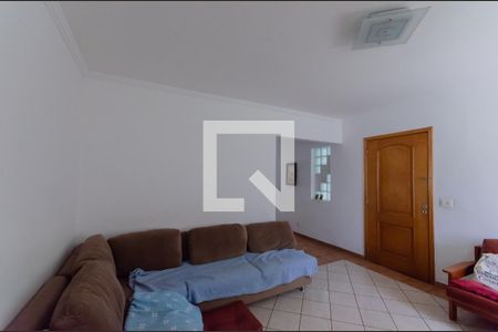 Sala de casa à venda com 6 quartos, 235m² em Cambuci, São Paulo