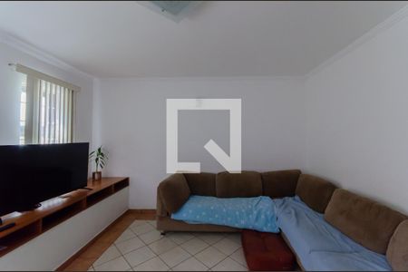 Sala de casa à venda com 6 quartos, 235m² em Cambuci, São Paulo