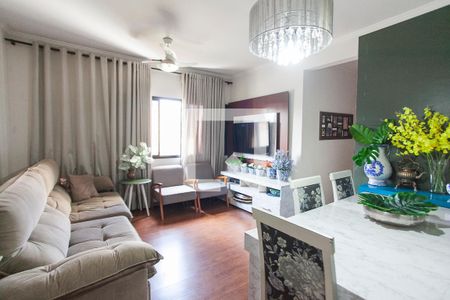 Sala de apartamento para alugar com 3 quartos, 73m² em Presidente Roosevelt, Uberlândia