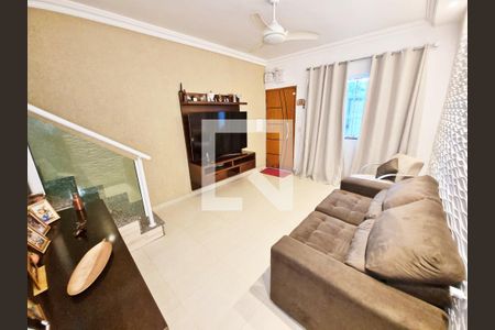 Sala de casa para alugar com 2 quartos, 75m² em Vila Ivone, São Paulo