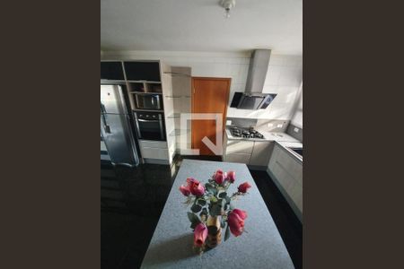 Apartamento para alugar com 3 quartos, 201m² em Jardim Analia Franco, São Paulo