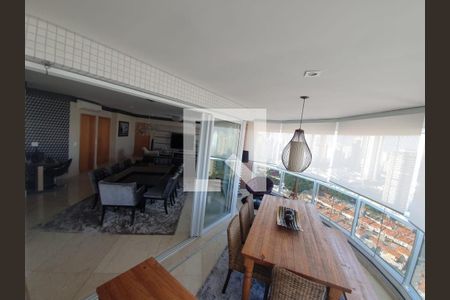 Apartamento para alugar com 3 quartos, 201m² em Jardim Analia Franco, São Paulo