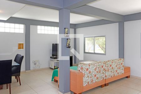 Sala de casa de condomínio para alugar com 3 quartos, 200m² em Condominio Fazenda São Joaquim, Vinhedo