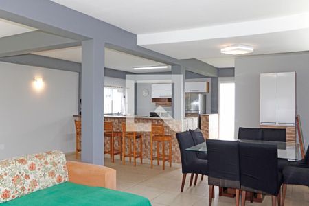 Sala de casa de condomínio para alugar com 3 quartos, 200m² em Condominio Fazenda São Joaquim, Vinhedo