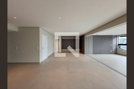 Sala de apartamento para alugar com 3 quartos, 227m² em Chácara Santo Antônio (zona Sul), São Paulo