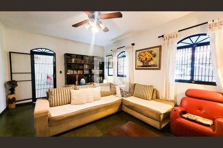 Sala de casa à venda com 4 quartos, 299m² em Cidade Universitária, Campinas