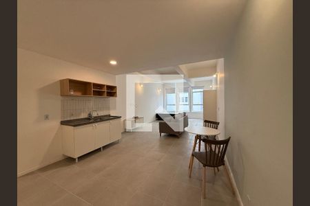 Kitnet/Studio para alugar com 1 quarto, 49m² em República, São Paulo