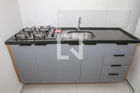 Sala/Cozinha de apartamento para alugar com 1 quarto, 28m² em Parque Industrial Tomas Edson, São Paulo