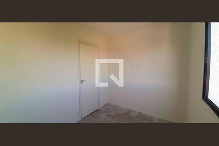 Quarto de apartamento à venda com 2 quartos, 43m² em Metalúrgicos, Osasco