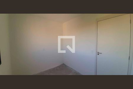 Quarto de apartamento à venda com 2 quartos, 43m² em Metalúrgicos, Osasco