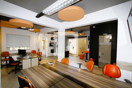 Sala 2 de casa à venda com 8 quartos, 640m² em Nova Suíça, Belo Horizonte