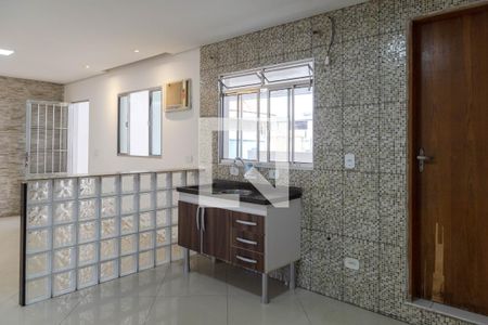 Sala/Cozinha de casa para alugar com 2 quartos, 90m² em Jardim dos Afonsos, Guarulhos