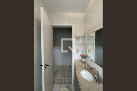 Lavabo de casa à venda com 5 quartos, 184m² em Sacomã, São Paulo
