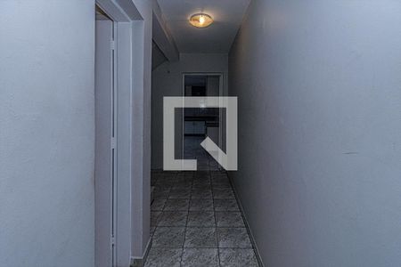 Corredor de casa para alugar com 4 quartos, 184m² em Sacomã, São Paulo