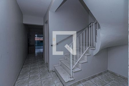 Corredor de casa para alugar com 4 quartos, 184m² em Sacomã, São Paulo