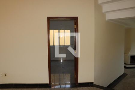 Sala 2 de casa de condomínio para alugar com 5 quartos, 320m² em Jardim Sao Paulo Ii, Cotia