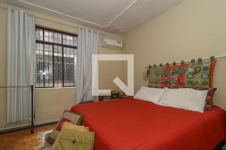 Quarto de apartamento à venda com 3 quartos, 130m² em São João, Porto Alegre