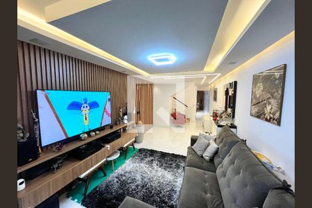 Sala de casa à venda com 3 quartos, 200m² em Casa Verde, São Paulo