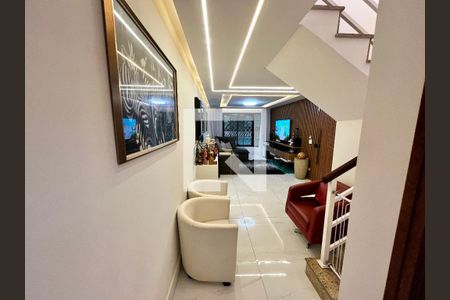 Sala de casa à venda com 3 quartos, 200m² em Casa Verde, São Paulo