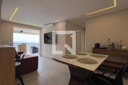 Sala de apartamento à venda com 2 quartos, 68m² em Jardim Flor da Montanha, Guarulhos