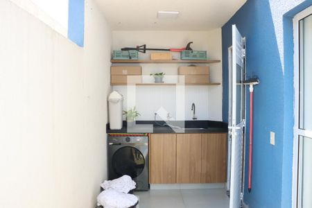 Sala/Cozinha de apartamento para alugar com 2 quartos, 72m² em Jardim Barro Branco, Cotia