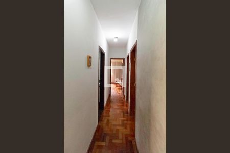 Corredor de casa à venda com 4 quartos, 257m² em Castelo, Belo Horizonte