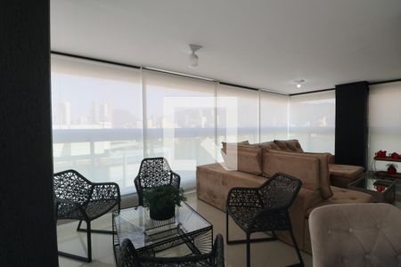 Sala de apartamento para alugar com 3 quartos, 120m² em Balneario Cidade Atlantica, Guarujá