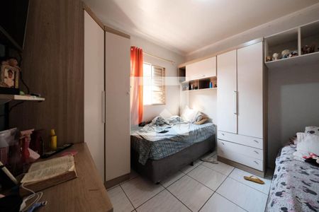 Casa à venda com 300m², 2 quartos e 4 vagasQuarto 2