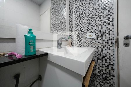 Casa à venda com 300m², 2 quartos e 4 vagasBanheiro