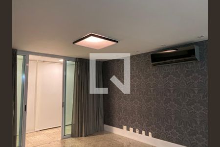 Apartamento à venda com 2 quartos, 90m² em Icaraí, Niterói