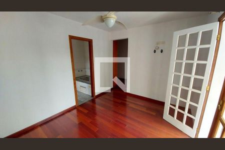 Casa à venda com 3 quartos, 400m² em Parque dos Principes, São Paulo