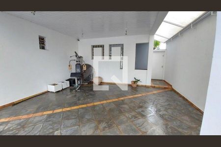 Casa à venda com 3 quartos, 400m² em Parque dos Principes, São Paulo