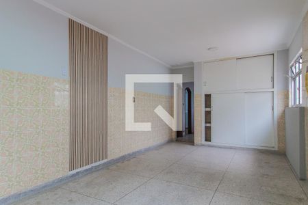 Sala de casa para alugar com 2 quartos, 250m² em Vila Bocaina, Mauá