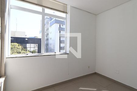 Quarto de apartamento à venda com 2 quartos, 69m² em São João, Porto Alegre