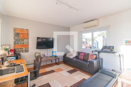 Sala 2 de casa para alugar com 3 quartos, 230m² em Espírito Santo, Porto Alegre