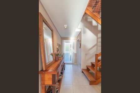 Sala de casa à venda com 3 quartos, 230m² em Espírito Santo, Porto Alegre