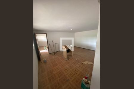 Quarto de casa à venda com 4 quartos, 250m² em Salgado Filho, Belo Horizonte