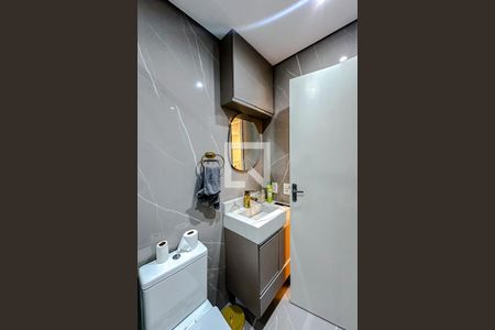 Banheiro de kitnet/studio para alugar com 1 quarto, 21m² em Belenzinho, São Paulo