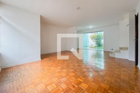 Sala de casa à venda com 3 quartos, 194m² em Paraíso, São Paulo