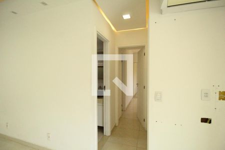 Corredor de apartamento à venda com 2 quartos, 60m² em Jacarepaguá, Rio de Janeiro
