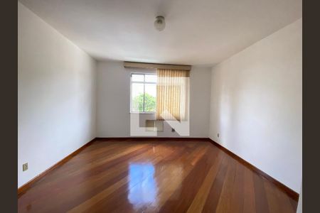 Quarto de casa à venda com 4 quartos, 284m² em Del Castilho, Rio de Janeiro