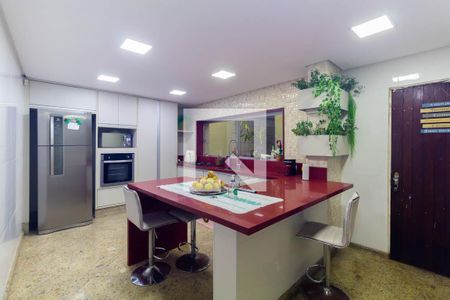 Casa à venda com 3 quartos, 180m² em Jardim Galli, São Paulo