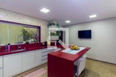 Casa à venda com 3 quartos, 180m² em Jardim Galli, São Paulo