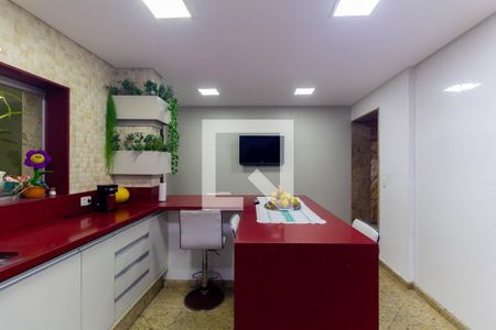 Casa à venda com 3 quartos, 180m² em Jardim Galli, São Paulo