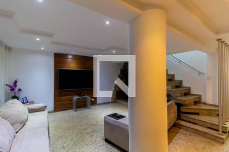 Casa à venda com 3 quartos, 180m² em Jardim Galli, São Paulo